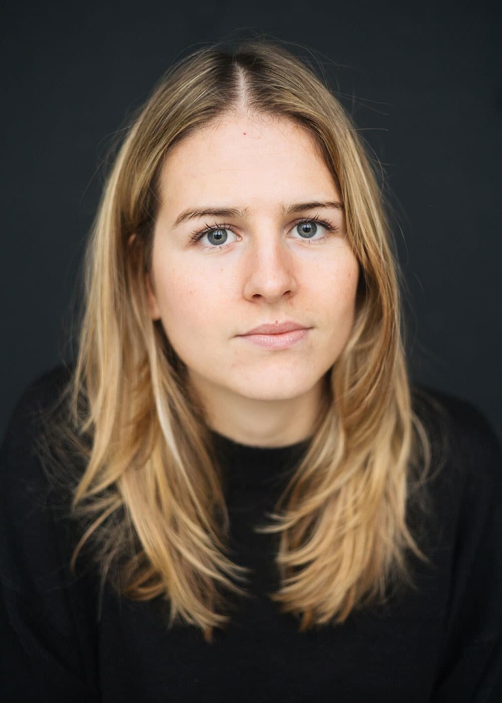 Enya Ernst, Actors Agency Osman, Schauspielagentur