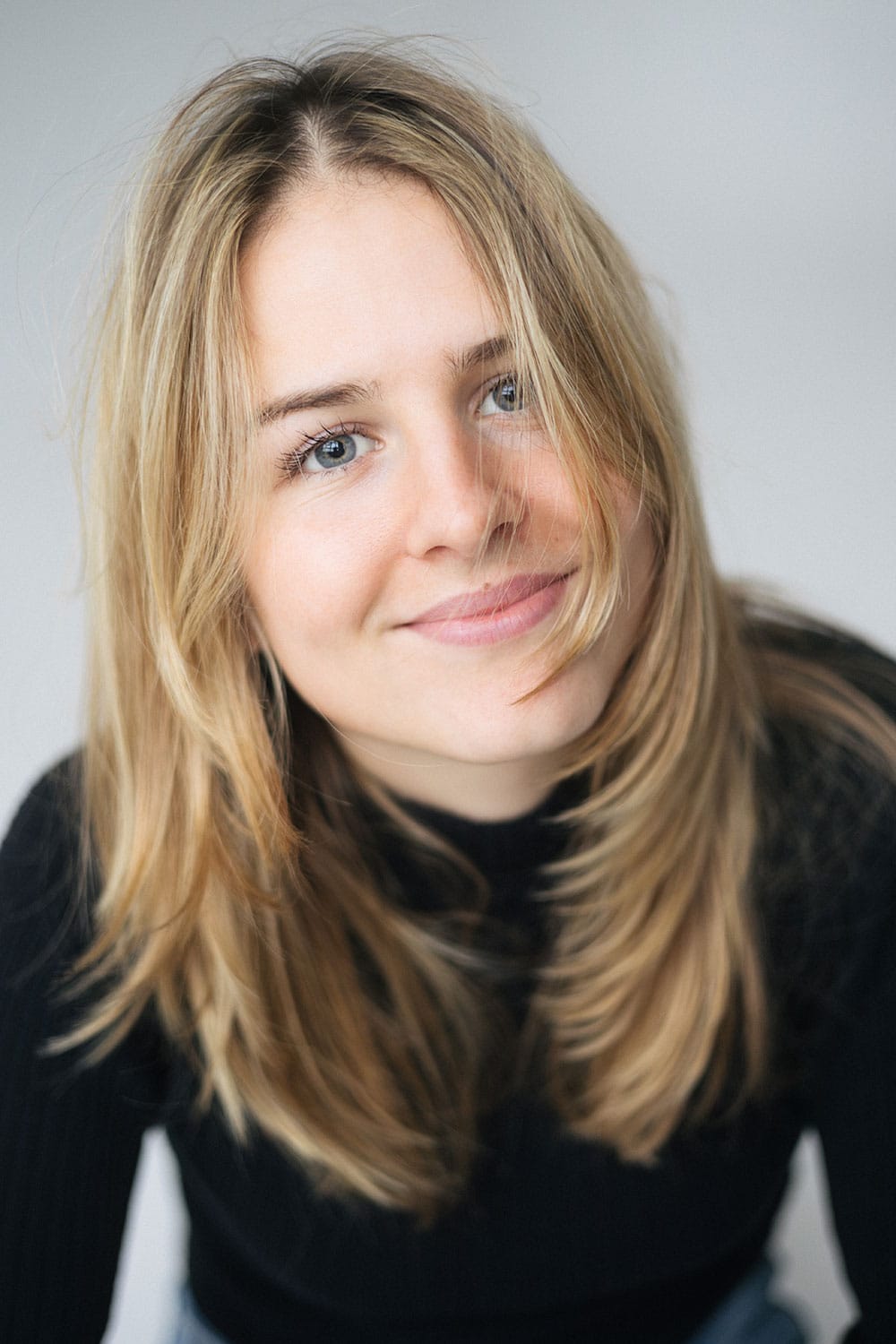 Enya Ernst, Actors Agency Osman, Schauspielagentur