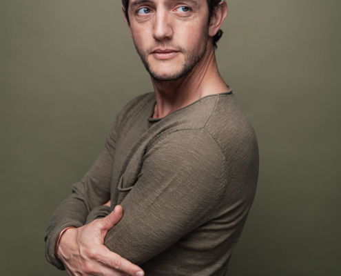Yilmaz Bayraktar, Actors Agency Osman